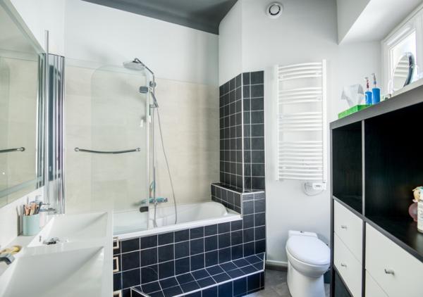 APPARTEMENT FAMILIAL ET LUMINEUX DANS UN BEL IMMEUBLE DE CARACTERE / 61124