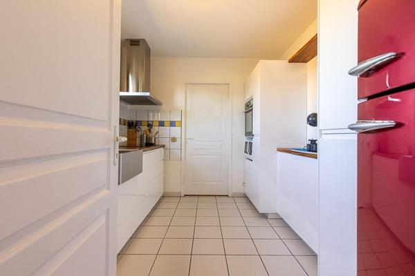 Maison à vendre à Saint-André-de-Cubzac – 3 chambres, jardin, garage, proche centre-ville et gare