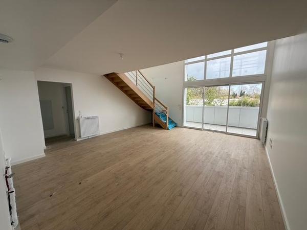Un Dernier Etage/Terrasse avec RoofTop