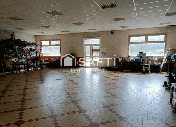 Local commercial 600m2 dans un environnement bucolique