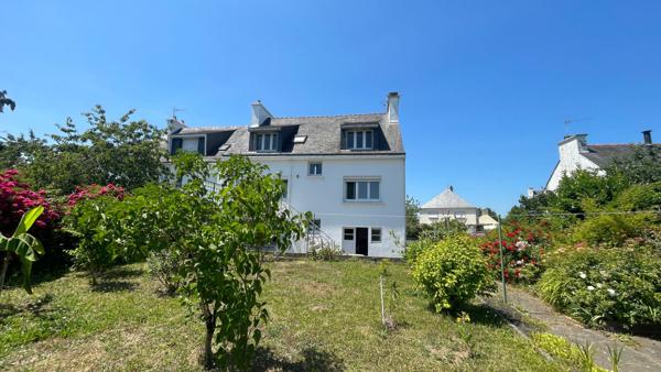 Maison des années 60 à vendre au Bono, havre de paix et de lumière