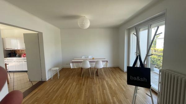 Maison des années 60 à vendre au Bono, havre de paix et de lumière