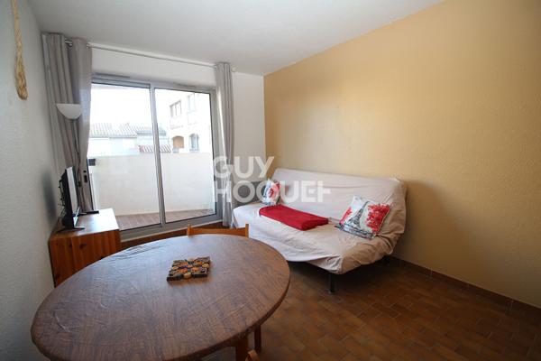 A louer à l'année - Appartement t2  - Canet en Roussillon - Location Meublée - Stationnement