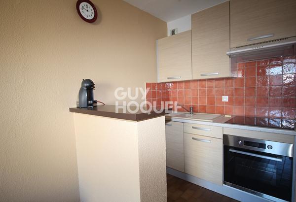 A louer à l'année - Appartement t2  - Canet en Roussillon - Location Meublée - Stationnement