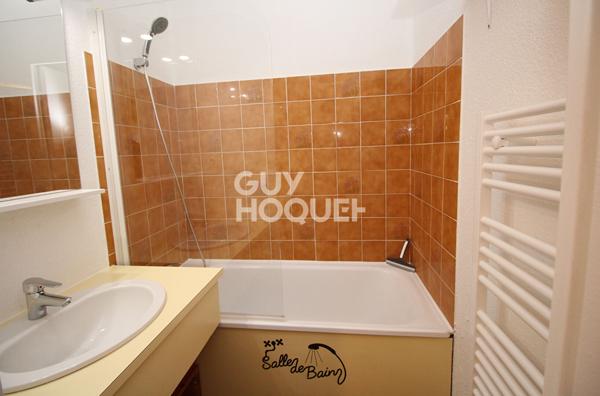 A louer à l'année - Appartement t2  - Canet en Roussillon - Location Meublée - Stationnement