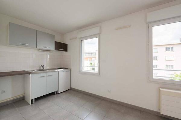 Appartement 1 pièce                                        - 44000 Nantes - Saint Pasquier - Saint Félix Réf : 11959