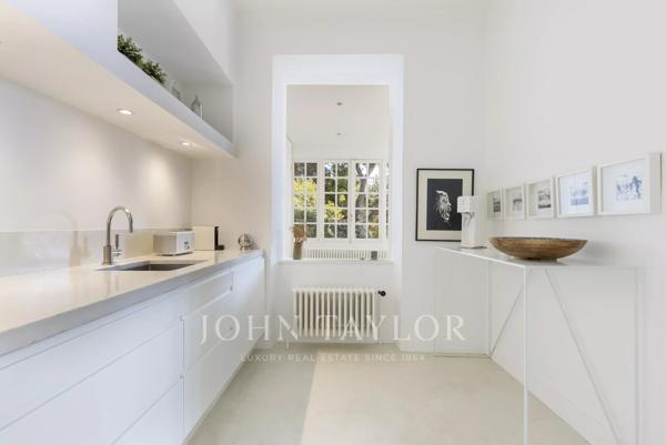 Maison vue mer avec potentiel d’extension - Roucas Blanc