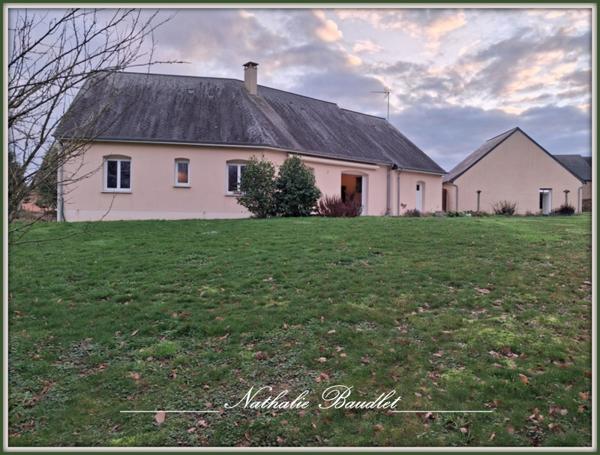 Saint-Symphorien (72240) Pavillon plain-pied sur 2731 m² de terrain avec dépendance.