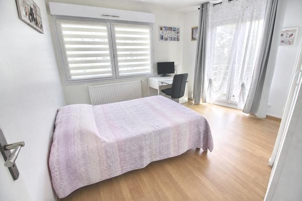 PARC LOUIS DUPIC: DUPLEX 102M2 TERASSE 3 balcons Garage double motorise