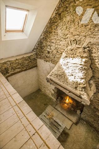 CARNOET - MAISON ET LONGERE