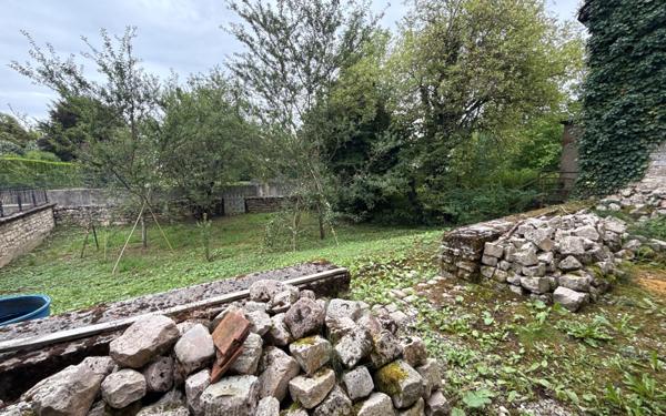 Maison à vendre    7 pièces •  Pesmes