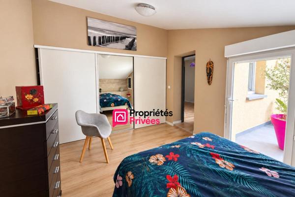 Plain-pied T6 de 123 m² à vendre avec piscine sans vis-à-vis CHÂTEAUGAY 63119