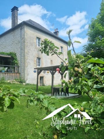 Maison de maître de caractère – 220 m² rénovés, meublés et prêts à vivre ou exploiter, au cœur de la Corrèze verte