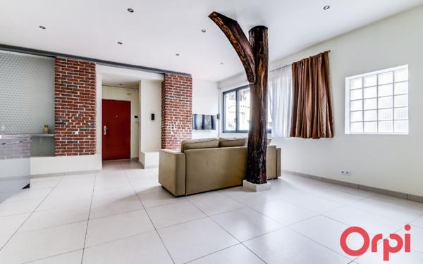 Appartement à vendre    1 pièce • 145,34 m2 La Courneuve