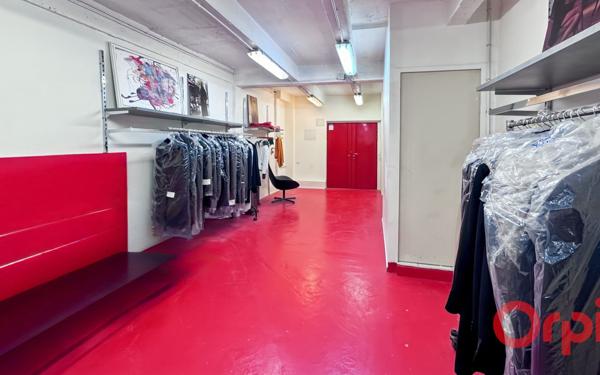 Appartement à vendre    1 pièce • 145,34 m2 La Courneuve