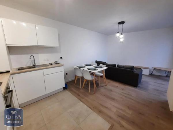 Appartement à louer 2 pièces 43.53m² Juvisy-sur-Orge (91260)