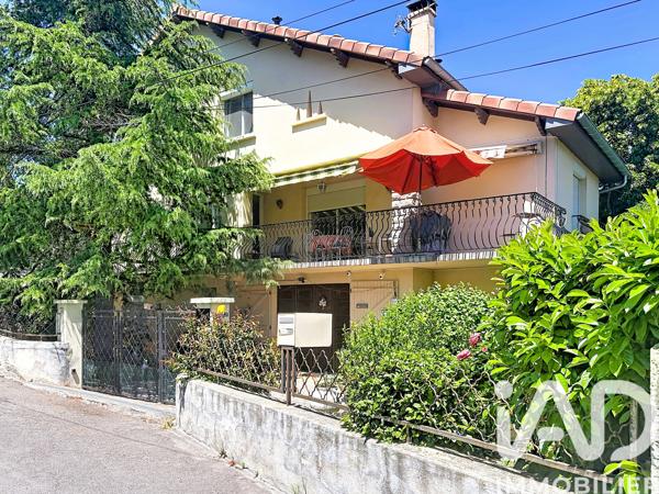 Maison à vendre 7 pièces 218 m² Millau