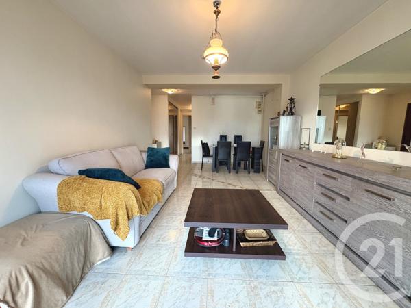 Appartement T3 à vendre  3 pièces - 66 m2 MARSEILLE - 13004