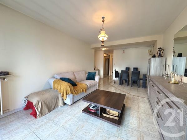 Appartement T3 à vendre  3 pièces - 66 m2 MARSEILLE - 13004