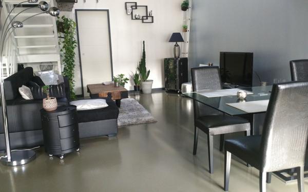 Appartement à louer    4 pièces • 100 m2 Saint-Laurent-sur-Saône