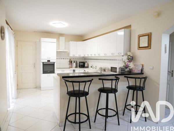 Maison à vendre 6 pièces 125 m² Saint-Brice-sous-Forêt