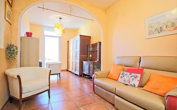 Maison à vendre    3 pièces •  Toulon