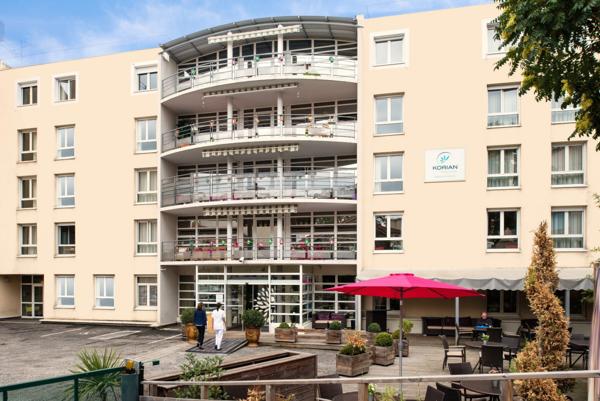 INVESTISSEMENT LOCATIF – SAINT- ETIENNE – Résidence EHPAD Villa Janin – 7.37% de rentabilité