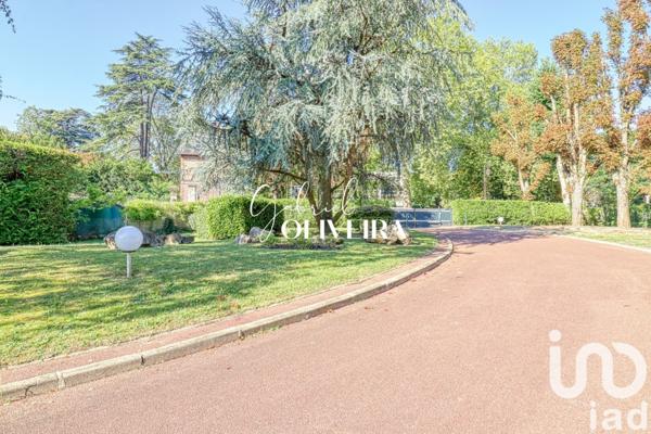 Appartement 5 pièces de 124 m² à Montmorency (95160)