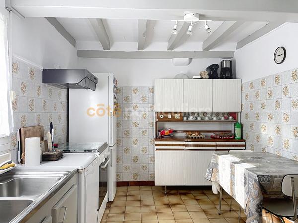 Vente Maison211,35 m² - 8 Pièces - VILLEFRANQUE (64990)