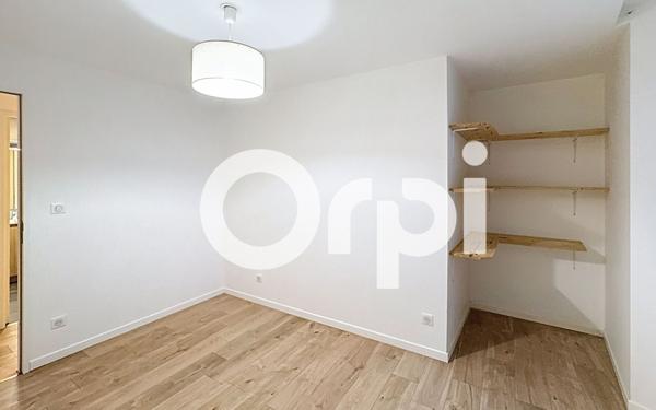 Appartement à louer    1 pièce •  Saint-Flour