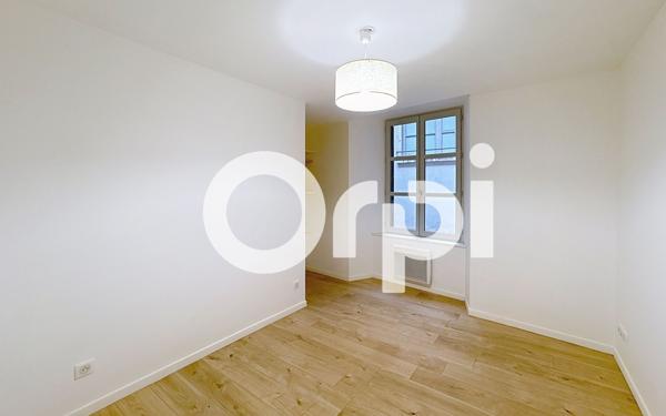 Appartement à louer    1 pièce •  Saint-Flour