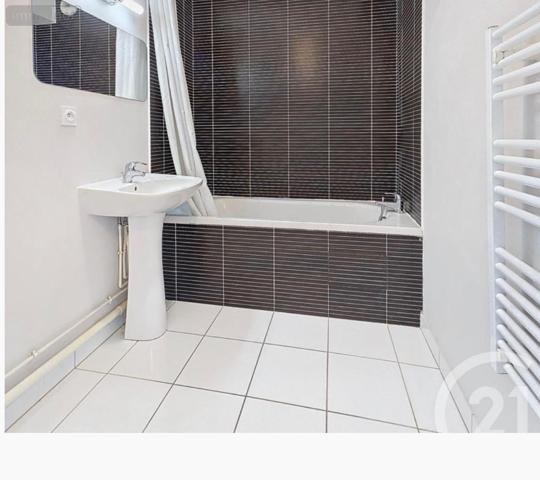 Appartement à louer à Tours dans l'Indre-et-Loire (37100), ref : 001/2464   
TOURS Nord