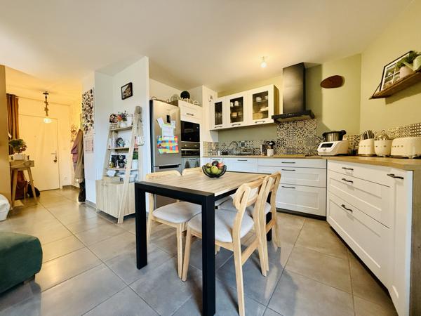 Bonneville (74130) T4 récent de 85m2 avec garage double