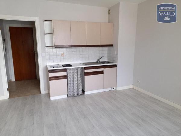 Location appartement Chambéry (73000) 1 pièce 23.1m²