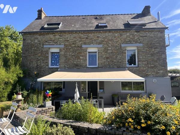 BADEN, face au Golfe, Maison  en très bon état sur parc d'un hectare bordant étang 