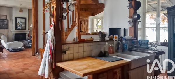 Maison à vendre 5 pièces 145,76 m² Neuville-de-Poitou