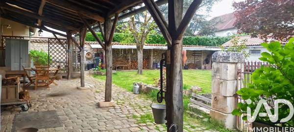 Maison à vendre 5 pièces 145,76 m² Neuville-de-Poitou
