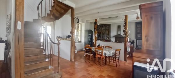 Maison à vendre 5 pièces 145,76 m² Neuville-de-Poitou