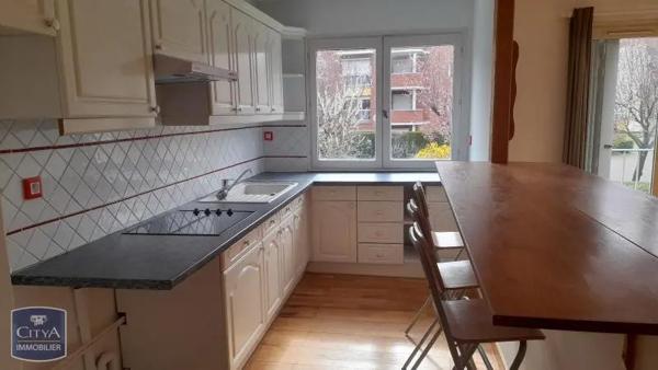 Appartement à louer 4 pièces 80.51m²