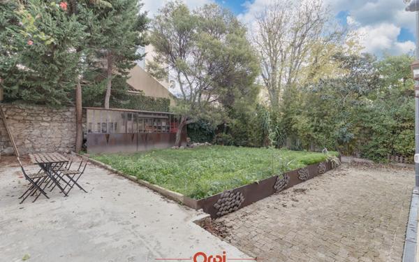 Maison à vendre    5 pièces • 199,03 m2 Marseille 10
