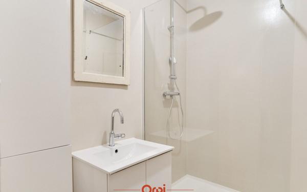 Maison à vendre    5 pièces • 199,03 m2 Marseille 10