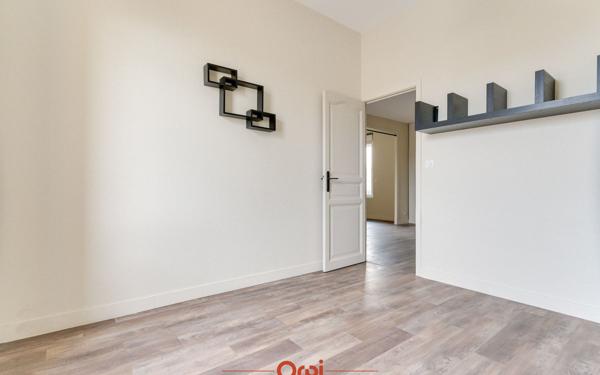 Maison à vendre    5 pièces • 199,03 m2 Marseille 10