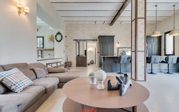 Maison à vendre    5 pièces • 199,03 m2 Marseille 10