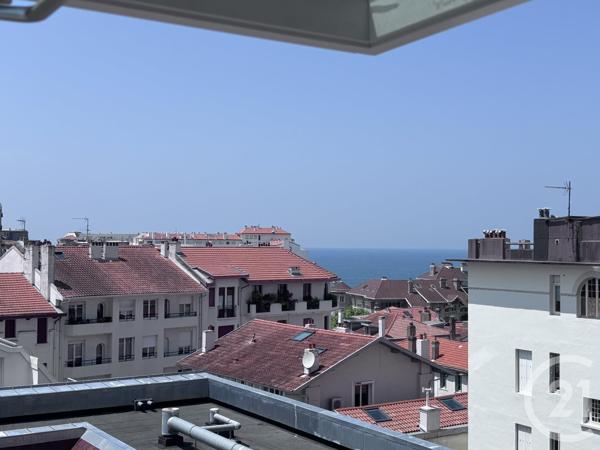 Appartement T2 à vendre  2 pièces - 35 m 2   ANGLET  - 64