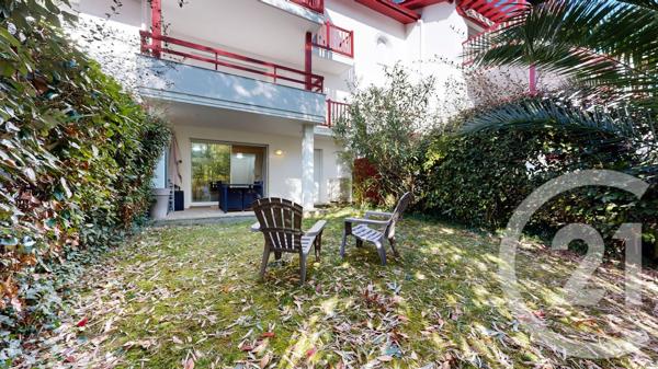 Appartement T2 à vendre  2 pièces - 35 m 2   ANGLET  - 64