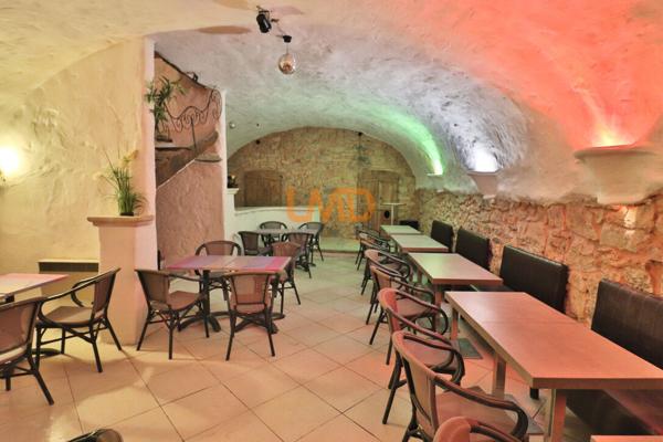 Carcès - Local Commercial - 141m2