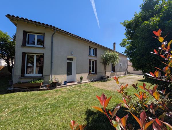 Maison à vendre à Chevanceaux (17210) - Charente-Maritime