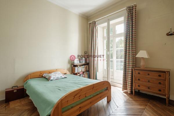 TALENSAC - Appartement familial de 126 m² avec garage et cave