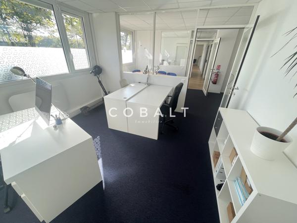 ILE DE NANTES - Bureaux rénovés en bord de Loire - 111m2