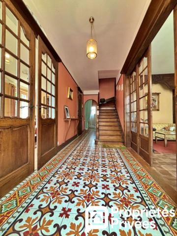 Maison de caractère ? 185 m² ? Mehun-sur-Yèvre (18500)